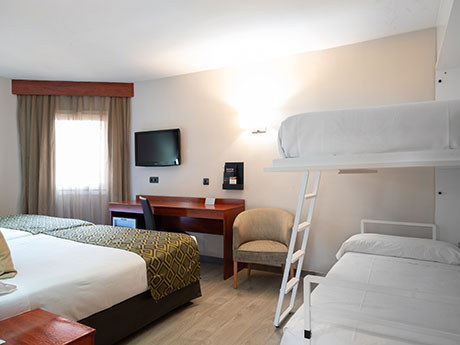 Habitación doble Familiar del hotel Catalonia Park Putxet