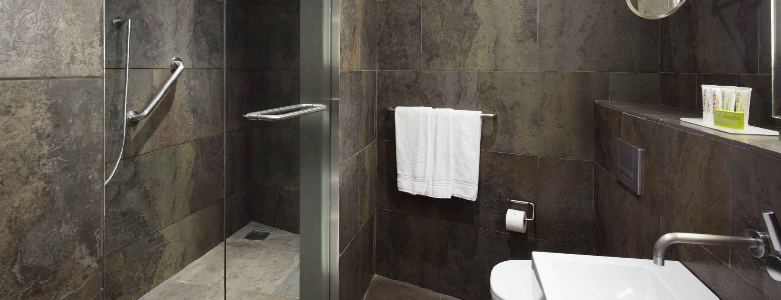 Habitación Premium Deluxe del hotel Le Meridien Barcelona. Foto 2