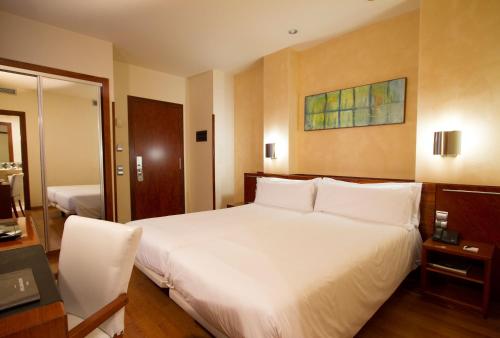 Habitación Doble - 1 o 2 camas del hotel Dwo Garbí Mil·lenni. Foto 7