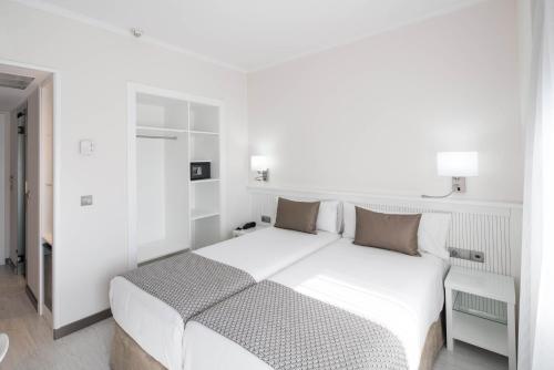 Habitación Doble - 1 o 2 camas del hotel Catalonia Roma. Foto 1