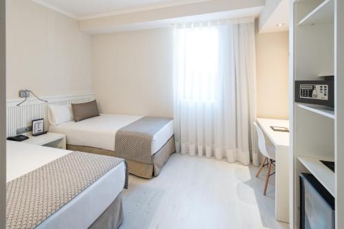 Habitación Doble - 1 o 2 camas del hotel Catalonia Roma. Foto 4