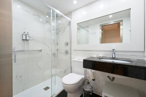 Habitación Individual del hotel Catalonia Roma. Foto 3