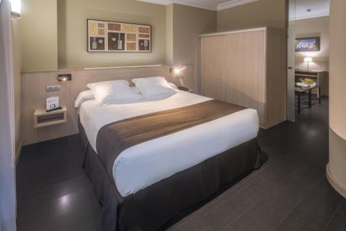 Habitación doble Superior del hotel Serhs Rivoli Rambla. Foto 6