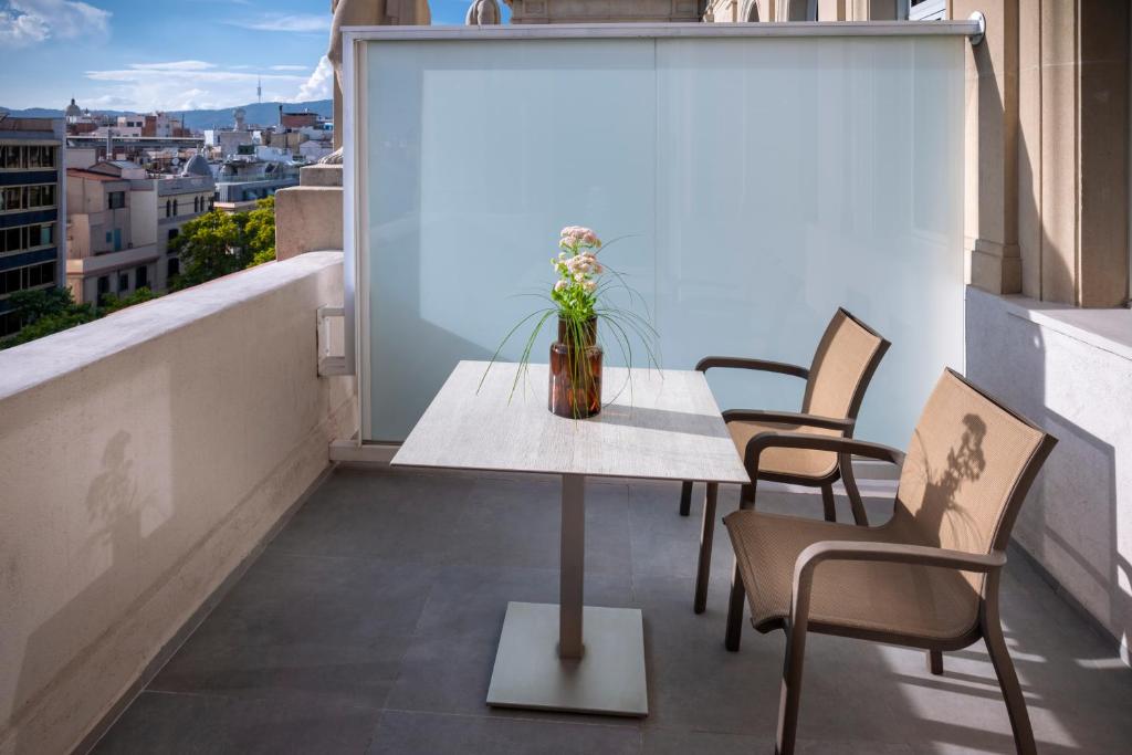 Suite Vista ciudad del hotel Serhs Rivoli Rambla. Foto 11