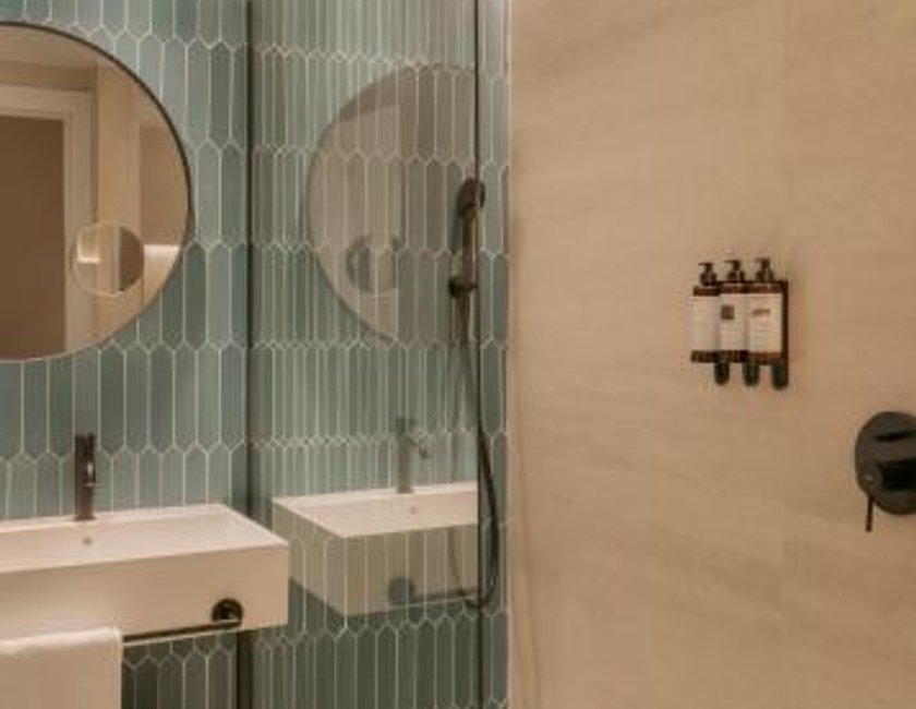 Habitación Vincci con cama supletoria del hotel Vincci Maritimo