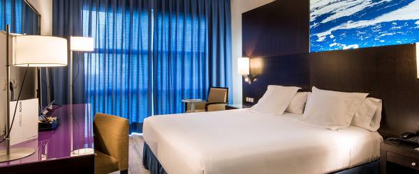 Habitación doble del hotel Vincci Maritimo. Foto 2