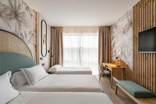 Habitación Vincci con cama supletoria del hotel Vincci Maritimo. Foto 9