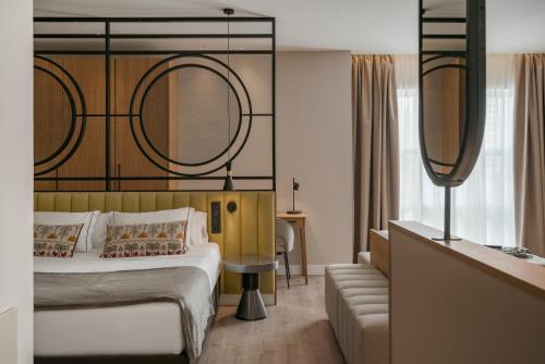 Suite Deluxe del hotel Vincci Maritimo. Foto 5