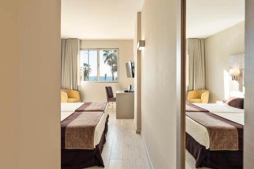 Habitación Doble Business con vistas al mar del hotel Best Front Maritim. Foto 7