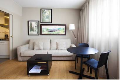 Habitación doble Premium del hotel Atenea Barcelona. Foto 1