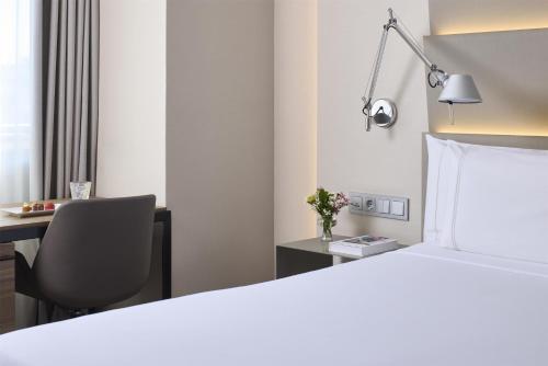 Habitación Familiar contigua del hotel NH Sants Barcelona. Foto 2