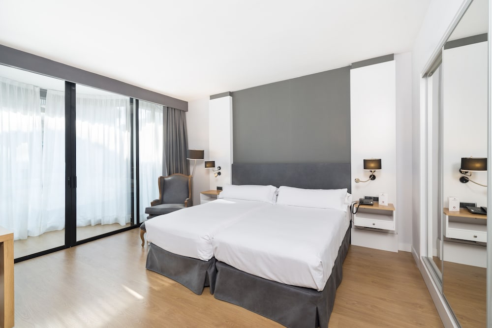 Habitación Confort del hotel Guitart Grand Passage. Foto 1