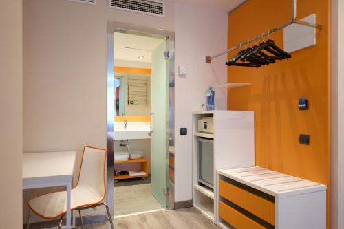 Habitación Doble Premium del hotel Catalonia Mikado. Foto 6