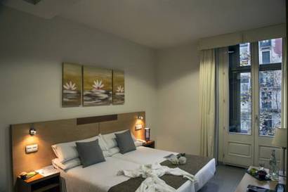 Habitación doble 2 camas del hotel Mothern by Pillow