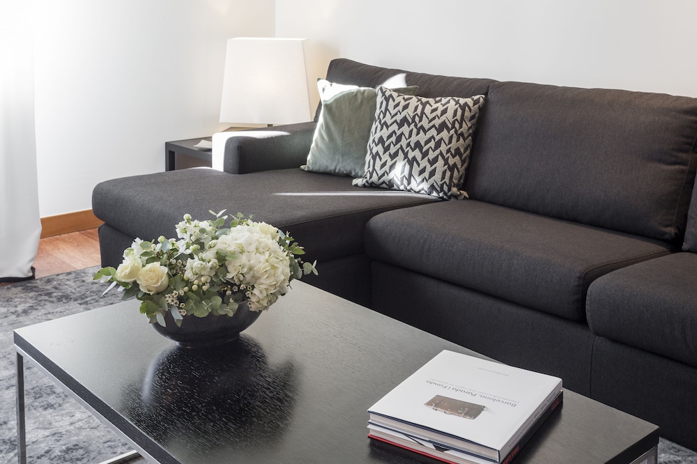 Apartamento estándar, en edificio anexo (Paseo de Gracia) del hotel Majestic Hotel & Spa Barcelona. Foto 1