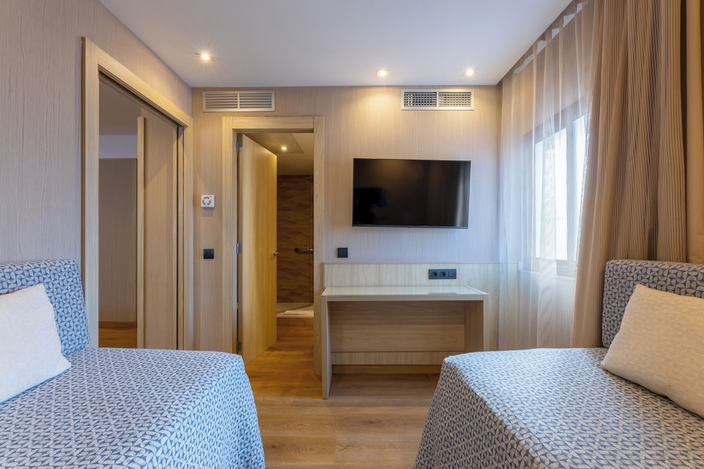 Habitación Cuádruple del hotel Rialto. Foto 16