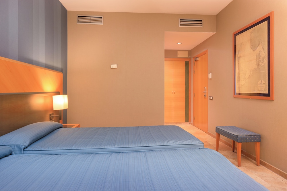 Habitación doble del hotel Del Mar. Foto 8