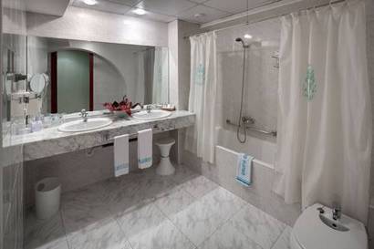 Habitación doble del hotel Gotico. Foto 1