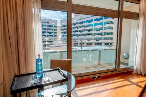 Suite Junior Familiar del hotel Eurostars Grand Marina. Foto 5