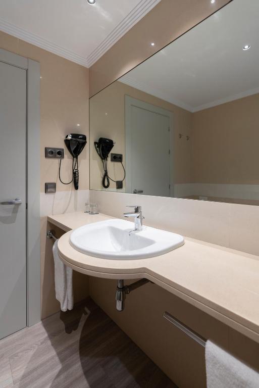 Habitación familiar del hotel Attica 21 Barcelona Mar