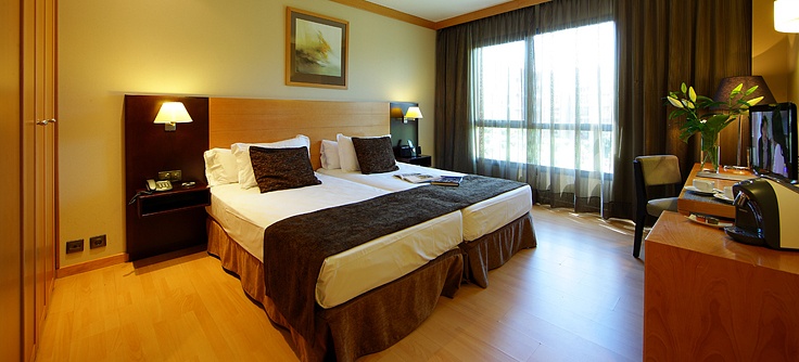 Habitación doble Premium del hotel Attica 21 Barcelona Mar. Foto 1