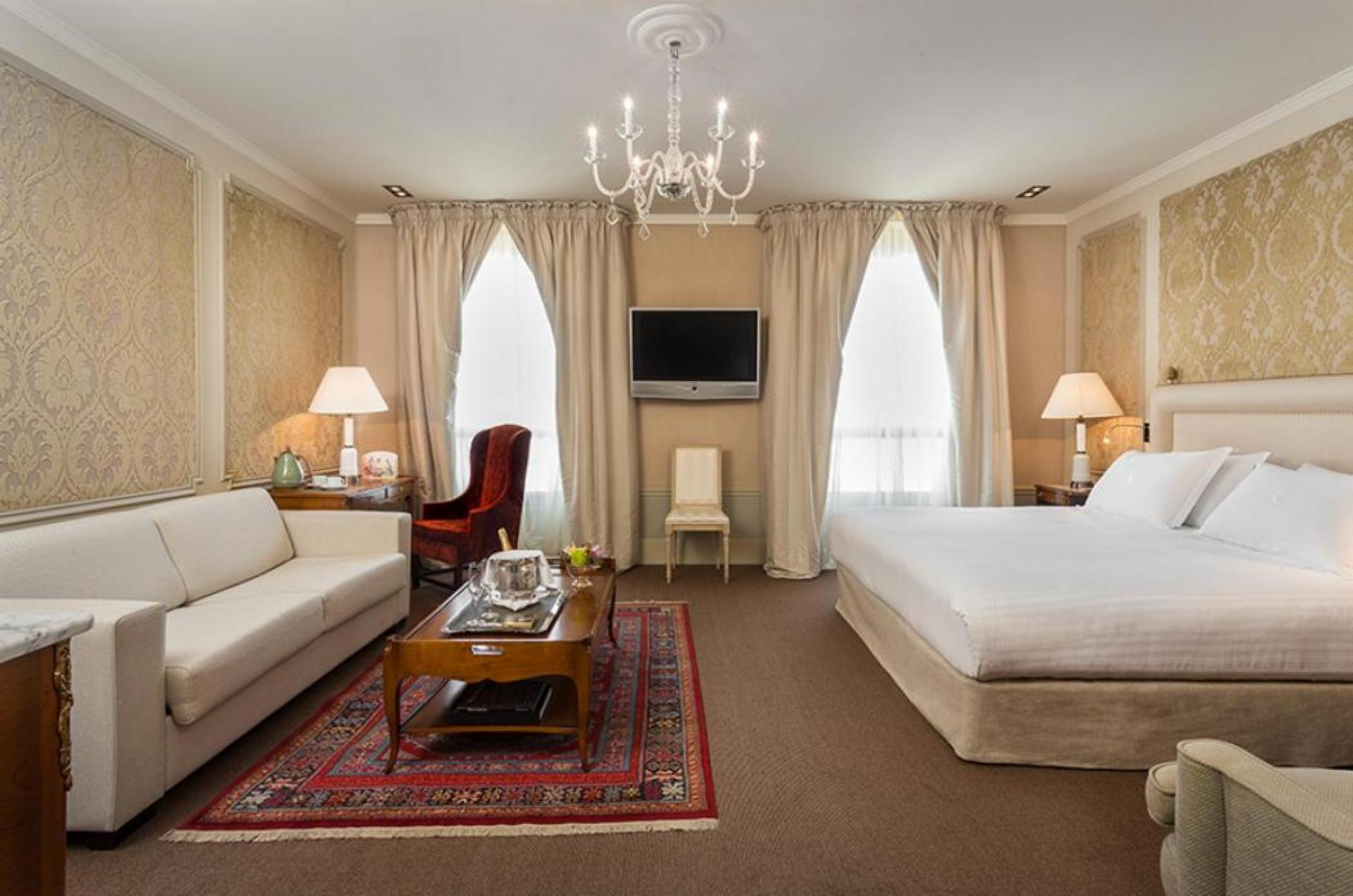 Junior suite del hotel El Palace Barcelona