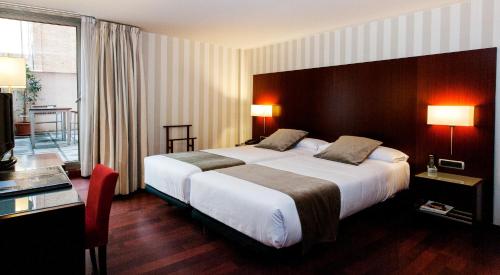 Habitación Doble con terraza del hotel Zenit Barcelona. Foto 5