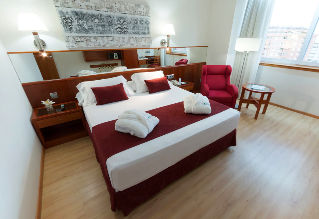 Habitación doble Business del hotel Ilunion Les Corts Spa