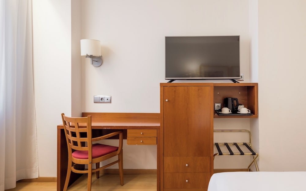 Habitación doble del hotel Ilunion Les Corts Spa. Foto 1