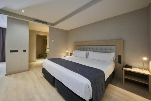 Suite Junior del hotel Catalonia Sagrada Familia. Foto 5