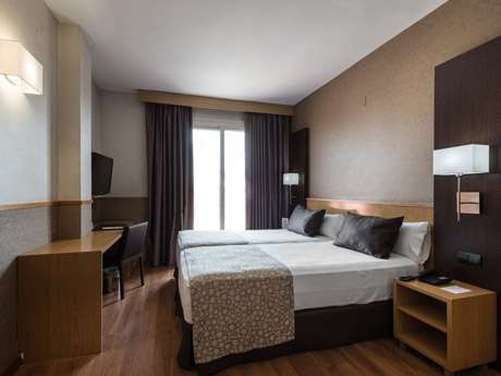 Habitación doble del hotel Catalonia Sagrada Familia. Foto 2