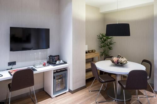 Suite del hotel Catalonia Diagonal Centro. Foto 5