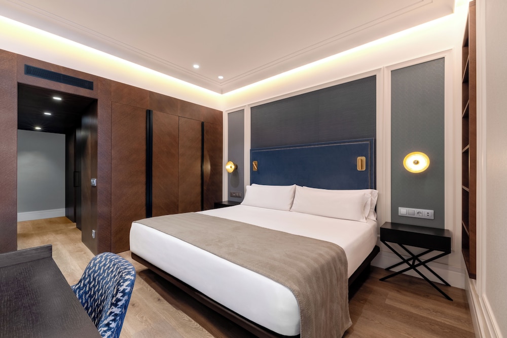 Habitación Premium (Family) del hotel Catalonia Plaza Cataluña. Foto 2