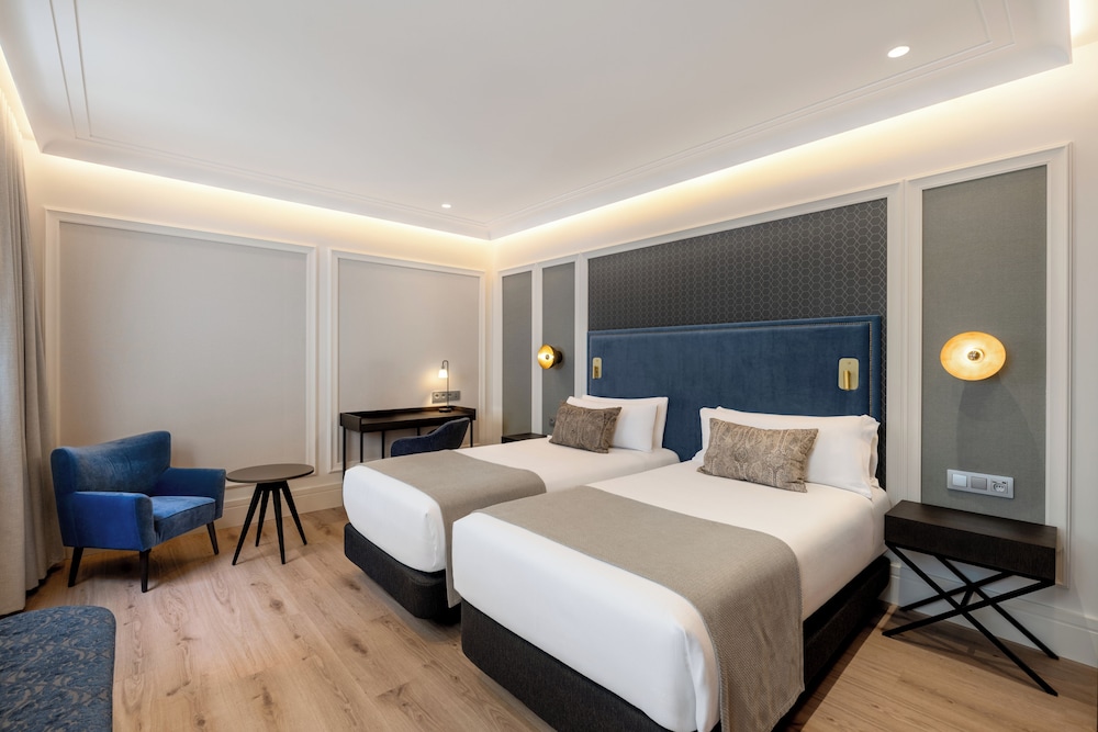 Habitación Premium Doble del hotel Catalonia Plaza Cataluña. Foto 2