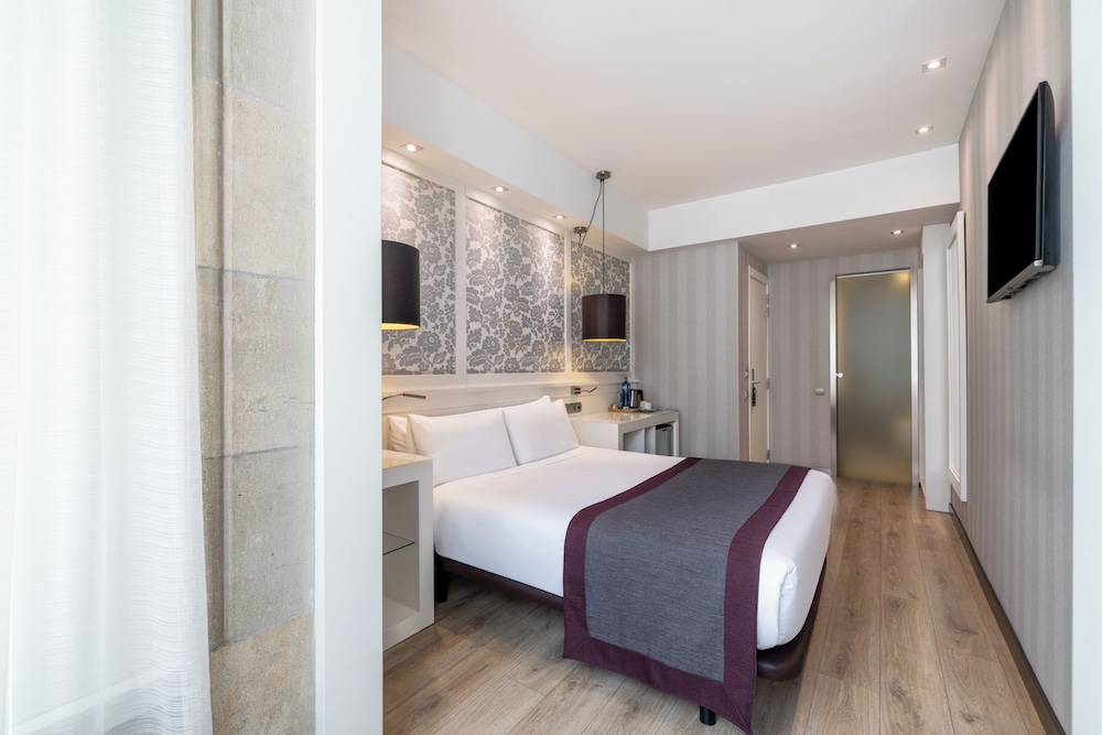 Habitación Doble Superior del hotel Catalonia Plaza Cataluña. Foto 2