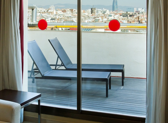 Junior suite del hotel Ilunion Almirante. Foto 2