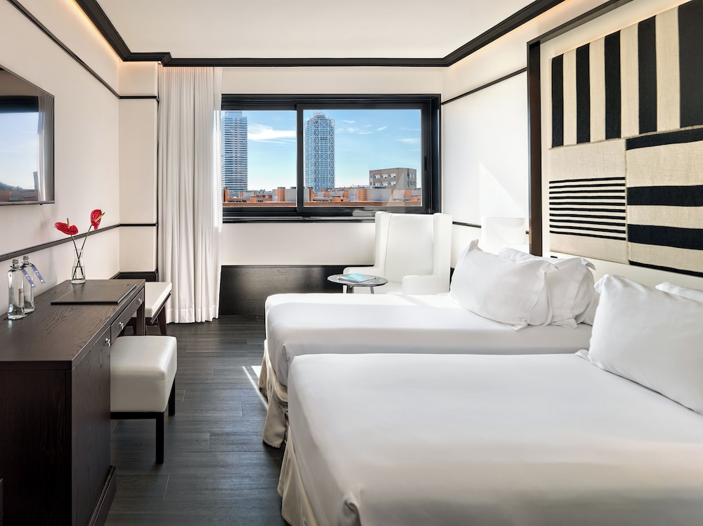 Habitación Classic Barcelona del hotel H10 Marina Barcelona