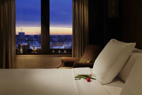 Habitación Premium Vista Ciudad del hotel Melia Barcelona Sarrià