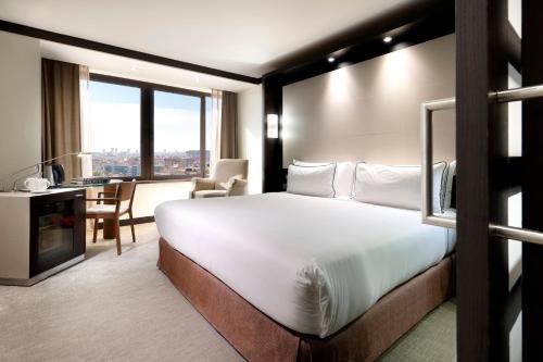 Habitación Premium con Vistas a la ciudad del hotel Melia Barcelona Sarrià