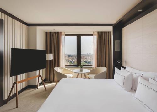 Suite The Level del hotel Melia Barcelona Sarrià. Foto 1