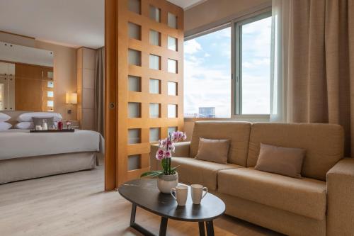 Suite Junior con vistas del hotel Hesperia Presidente. Foto 10