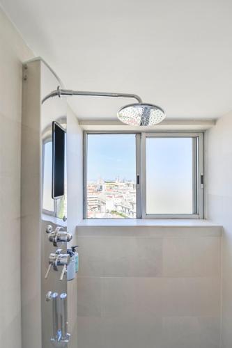 Suite Junior con vistas y cama supletoria del hotel Hesperia Presidente. Foto 6
