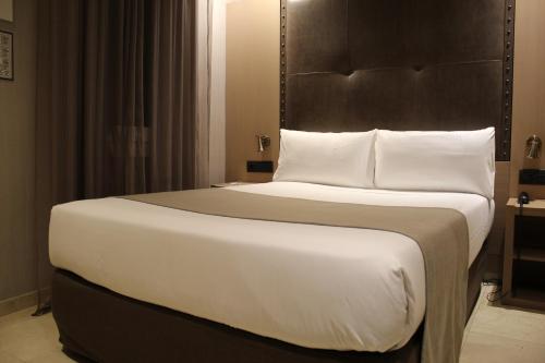 Habitación Individual del hotel Gran Barcino. Foto 4