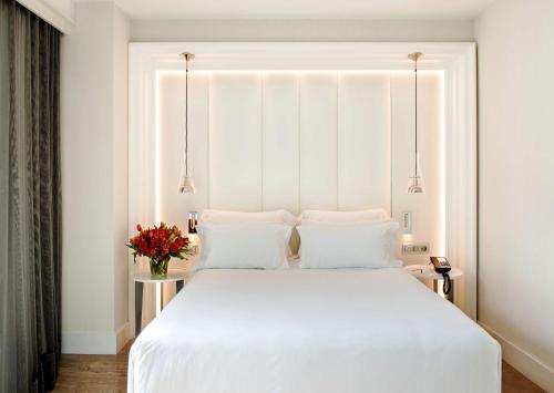 Habitación Individual del hotel NH Collection Barcelona Gran Hotel Calderón. Foto 3