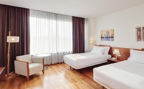 Habitación Doble Deluxe - 2 camas del hotel Sercotel Arrahona. Foto 1