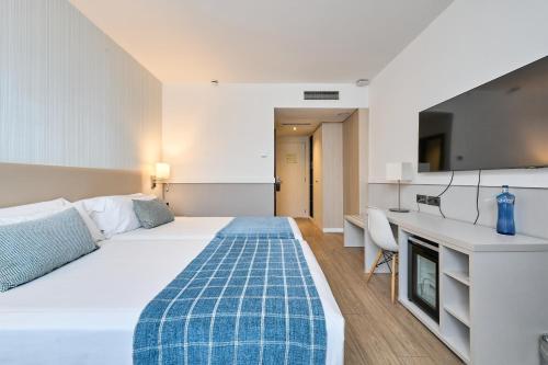 Habitación Doble Premium del hotel Catalonia Gran Verdi. Foto 6