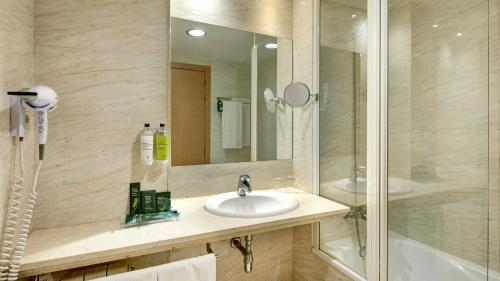 Habitación Individual del hotel Sercotel Porta Barcelona. Foto 4