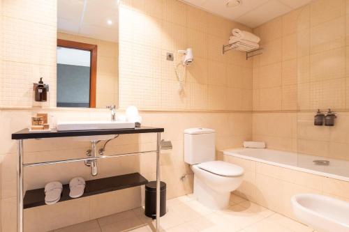 Suite Junior del hotel Acta Sant Just. Foto 1