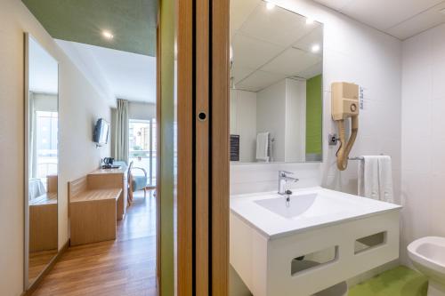 Habitación Doble Premium - 1 o 2 camas del hotel Climia Benidorm Plaza. Foto 4