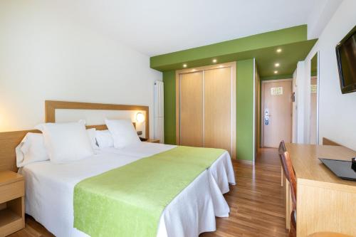 Habitación Doble Clásica del hotel Climia Benidorm Plaza. Foto 1